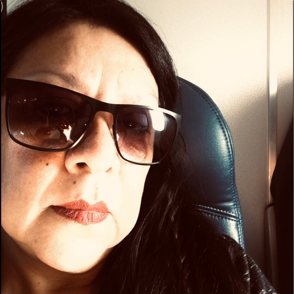 Meet your Posher, Sandra